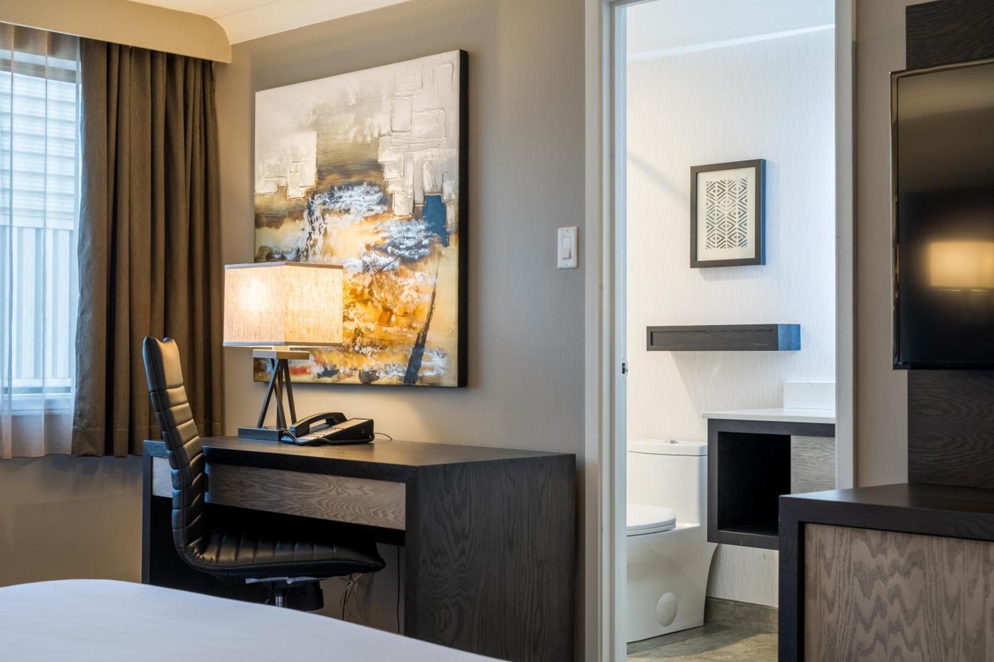 Crowne Plaza Hotel Moncton Downtown By Ihg Экстерьер фото