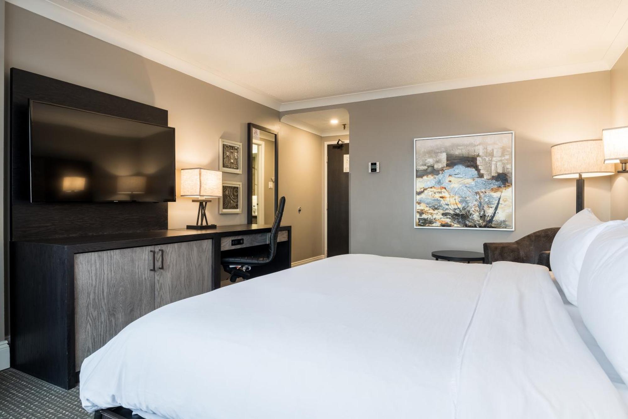 Crowne Plaza Hotel Moncton Downtown By Ihg Экстерьер фото